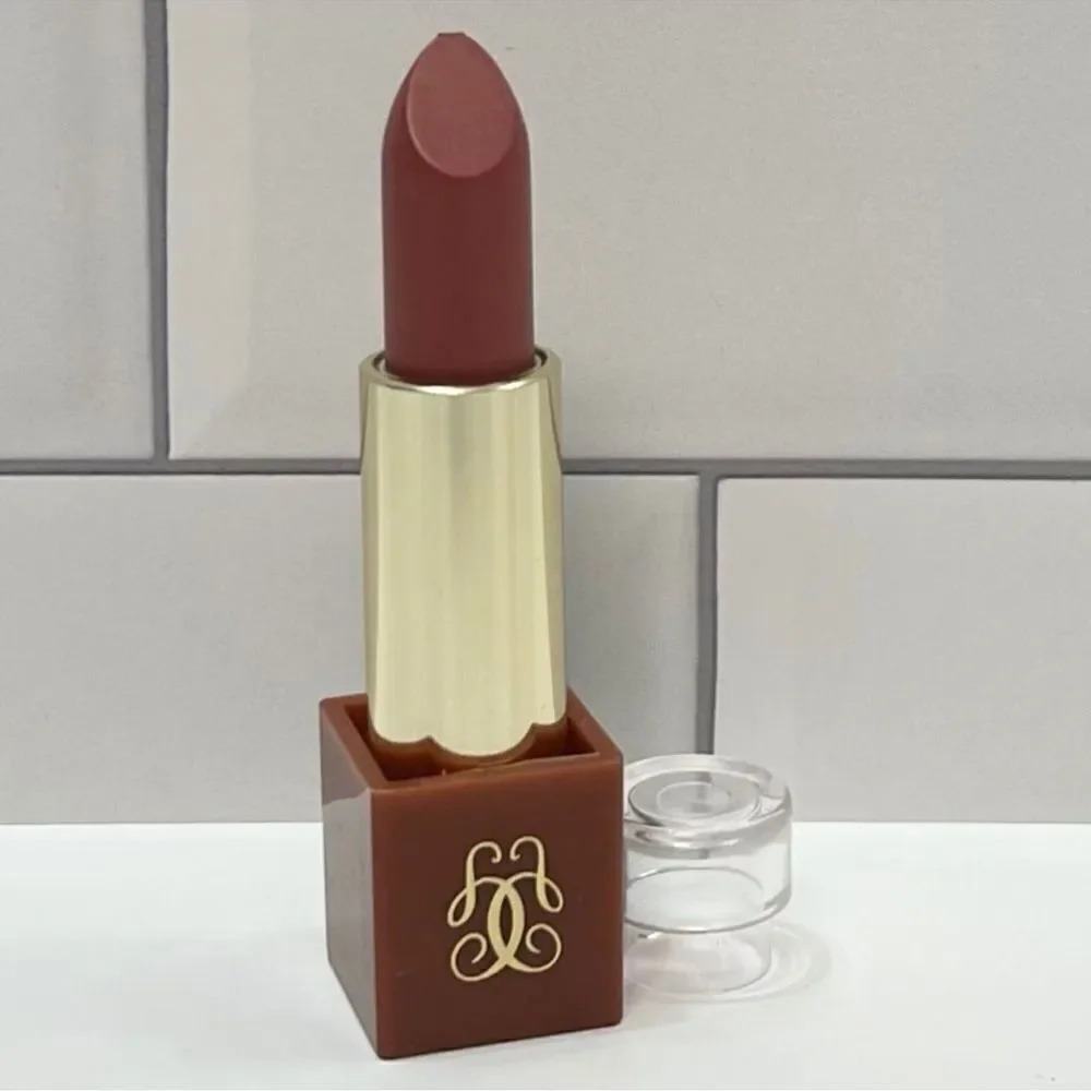 Guerlain 543 Terre D’Amour Kiss Kiss Lipstick
